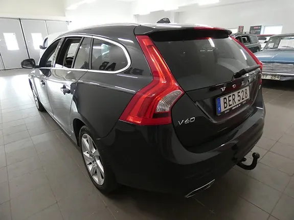 Volvo V60 2014 photo 4