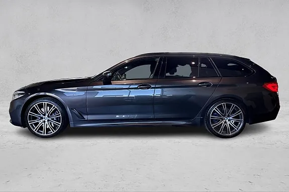 BMW 540I 2019 photo 2