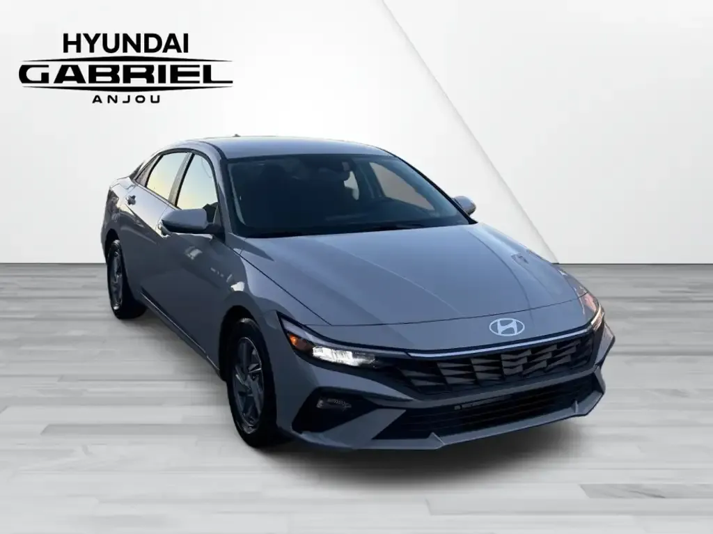 Hyundai Elantra 2025 photo 4