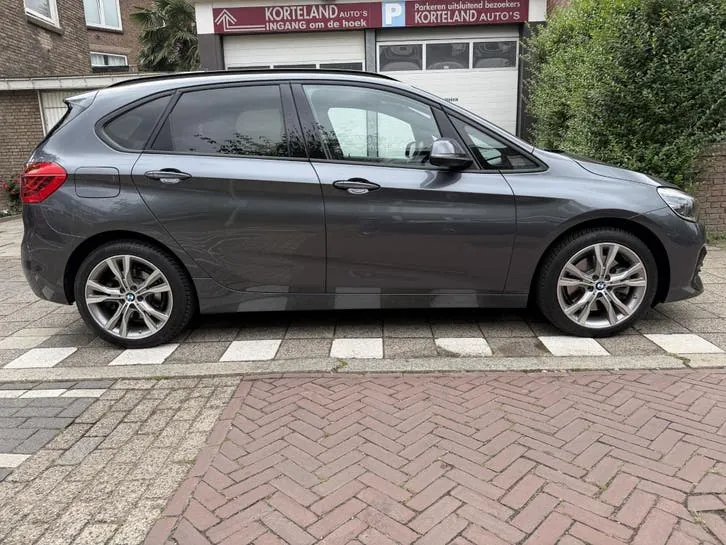 BMW 2 Series Active Tourer 2020 photo 2