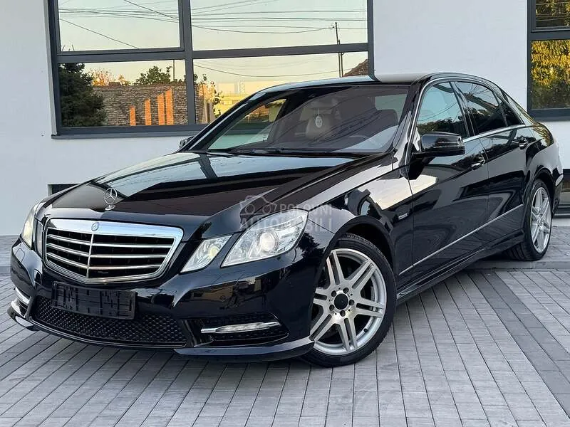Mercedes-Benz E-Class 2012 photo 5