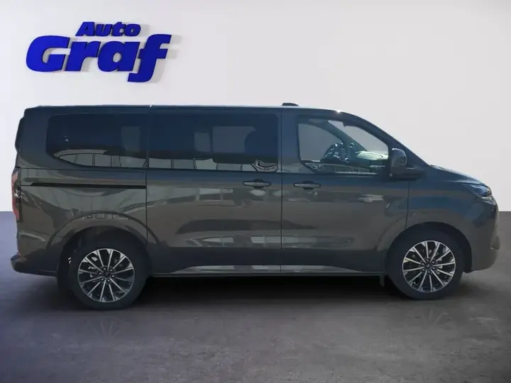 Ford Tourneo photo 3