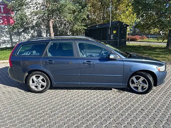 Volvo V50