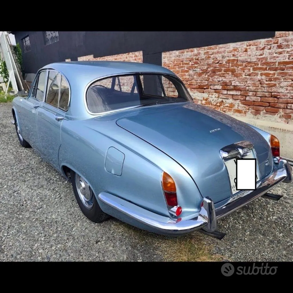 Jaguar 420 1960 photo 2