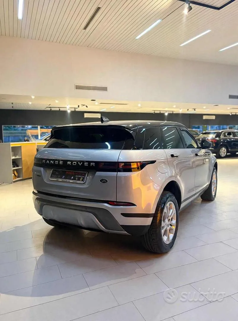 Land Rover Range Rover Evoque 2020 photo 3