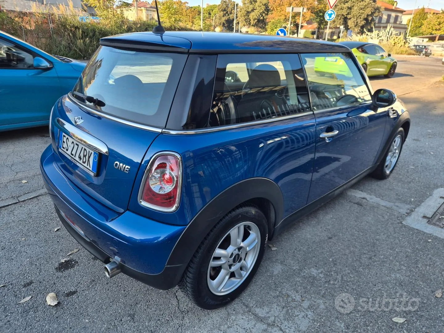 Mini One 2013 photo 4