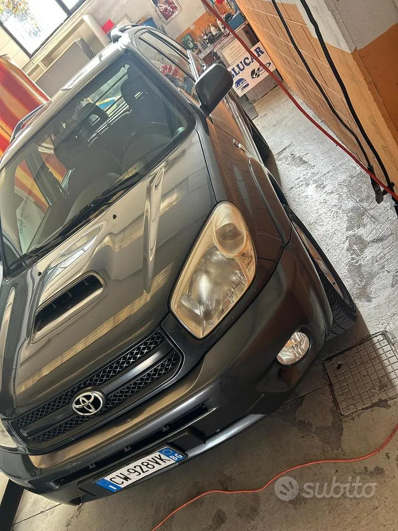 Toyota Rav4 2005 photo 3