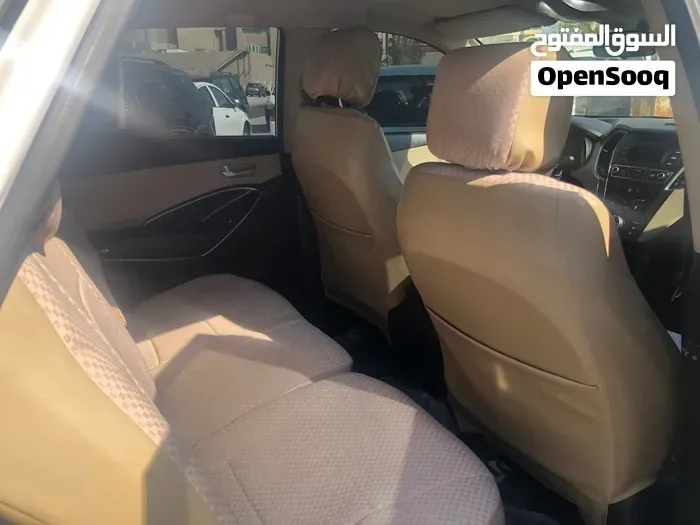 Hyundai Santa Fe 2017 photo 3