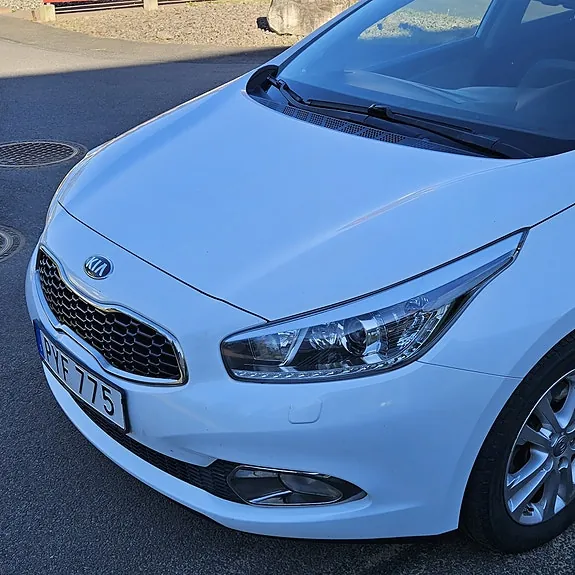 Kia Ceed 2015 photo 3