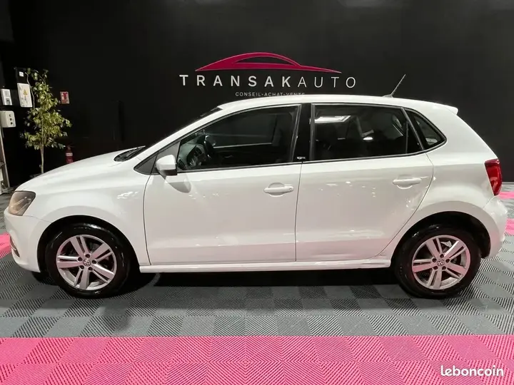 Volkswagen Polo 2016 photo 2