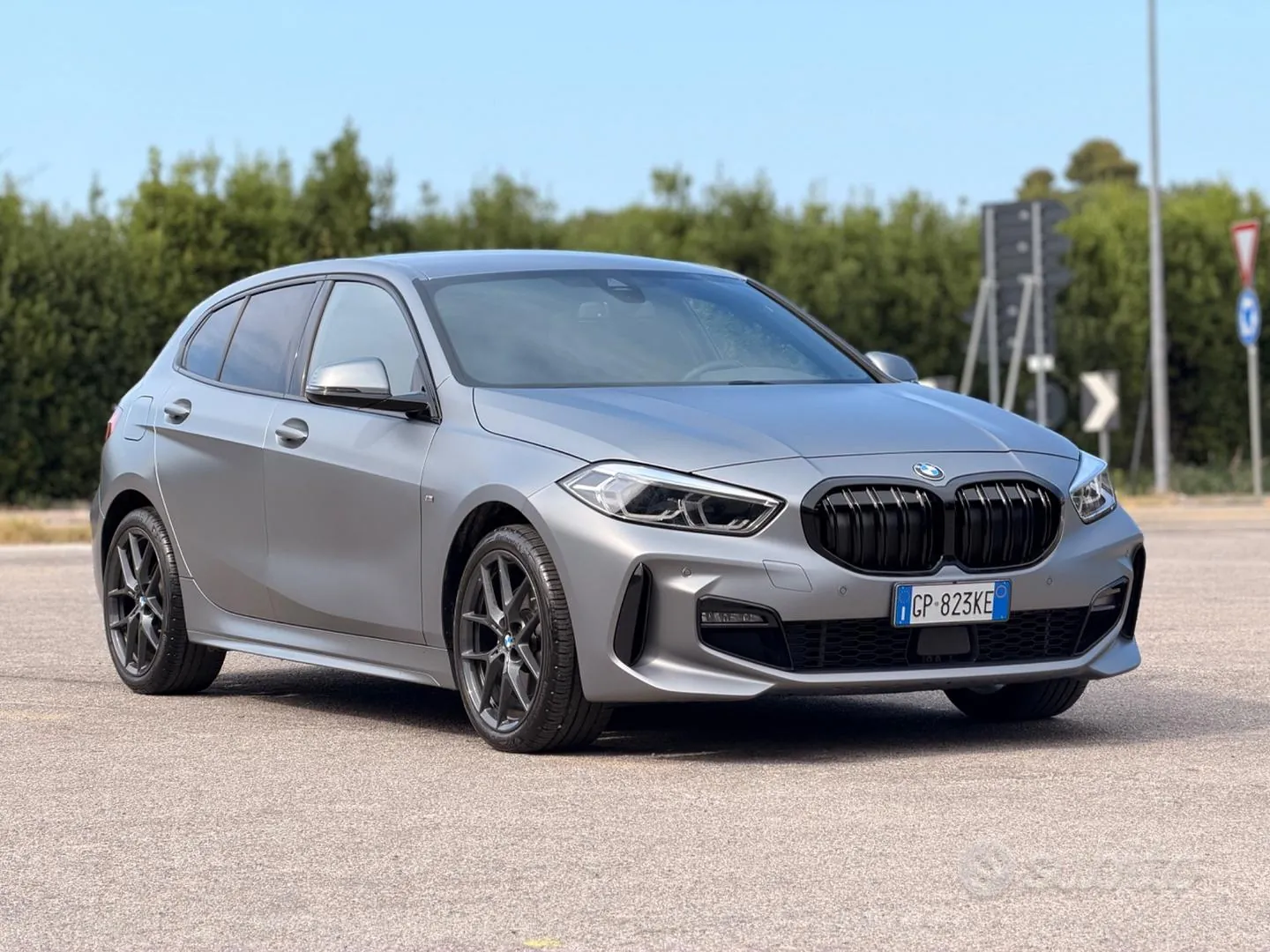 BMW 116D 2023 photo 2