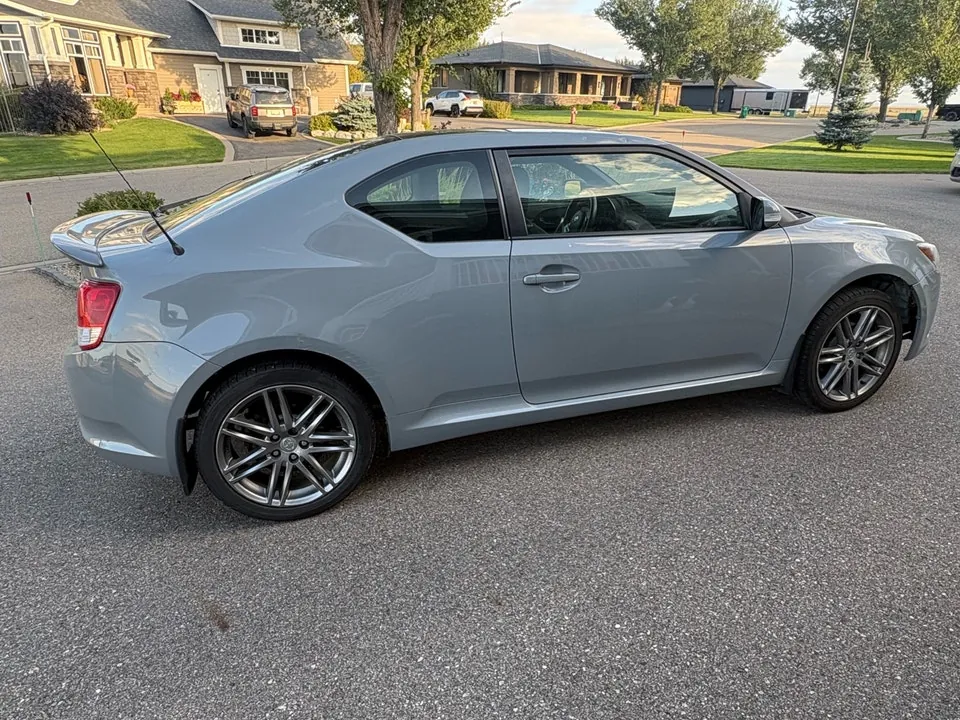 Toyota Scion Tc 2012 photo 3
