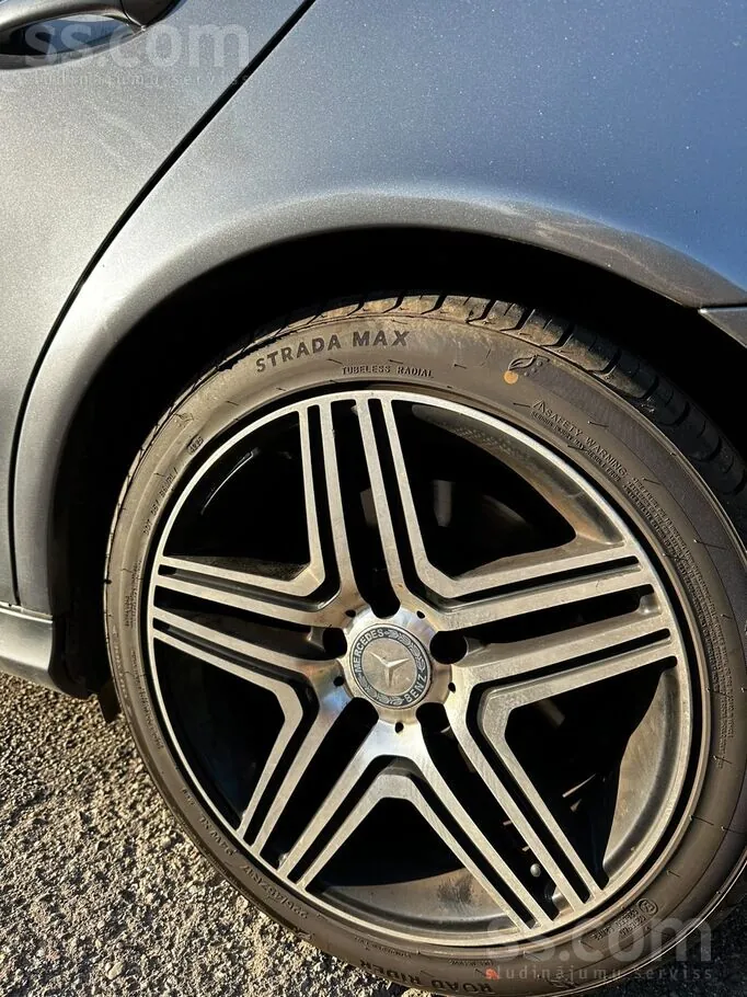 Mercedes-Benz E280 2006 photo 5