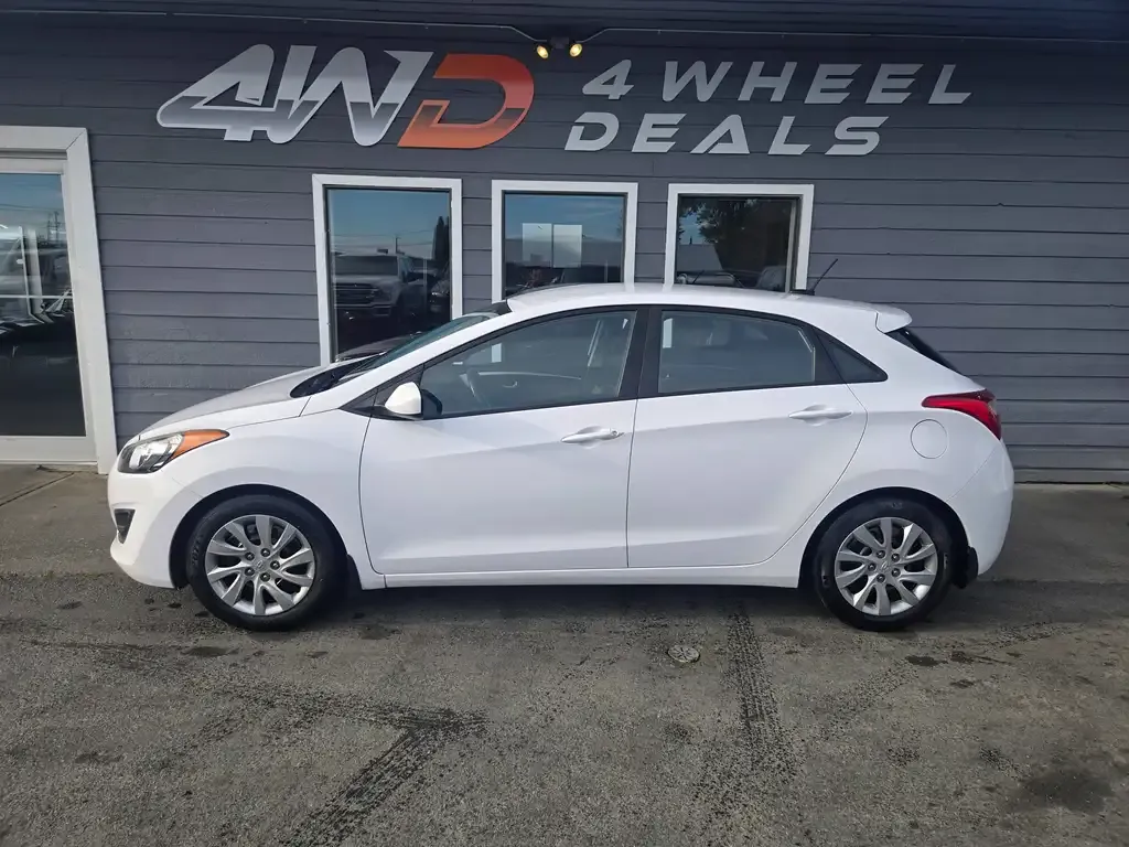 Hyundai Elantra 2015 photo 4