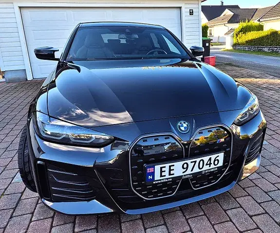 BMW I4 2022 photo 2