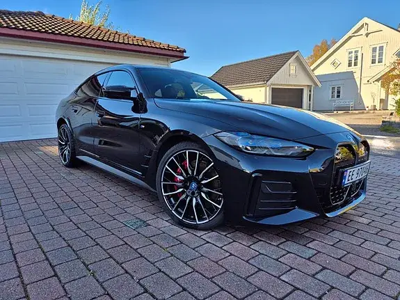 BMW I4 2022 photo 3