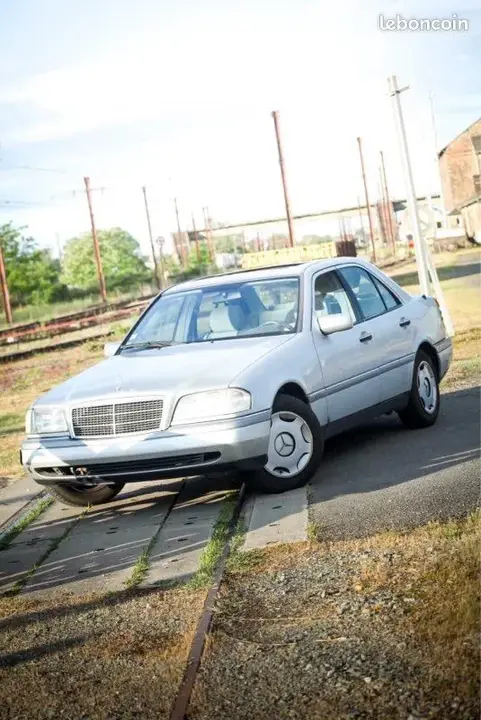 Mercedes-Benz C250D