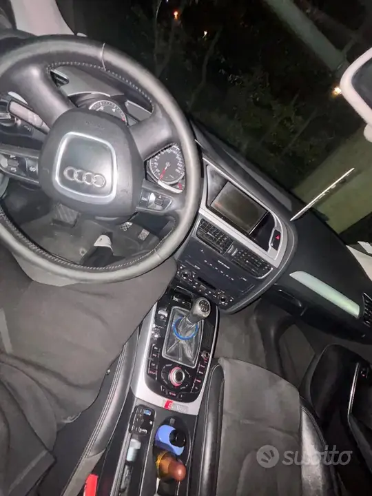 Audi A4 2009 photo 3
