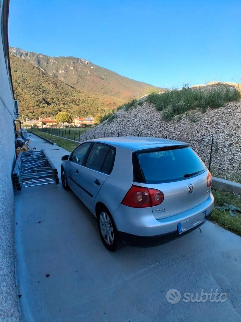 Volkswagen Golf 2005 photo 4