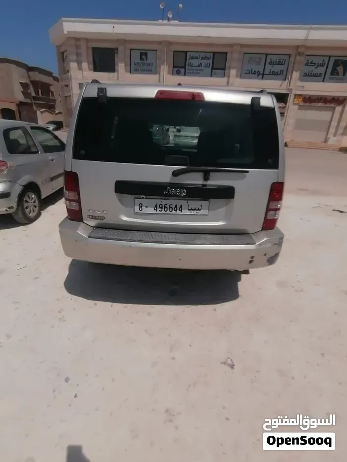 Jeep Liberty 2012 photo 5