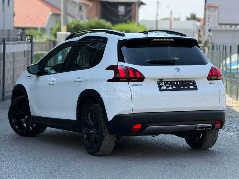 Peugeot 2008 2017 photo 2