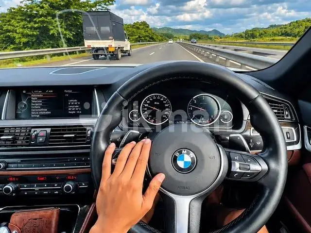 BMW 520D 2015 photo 2