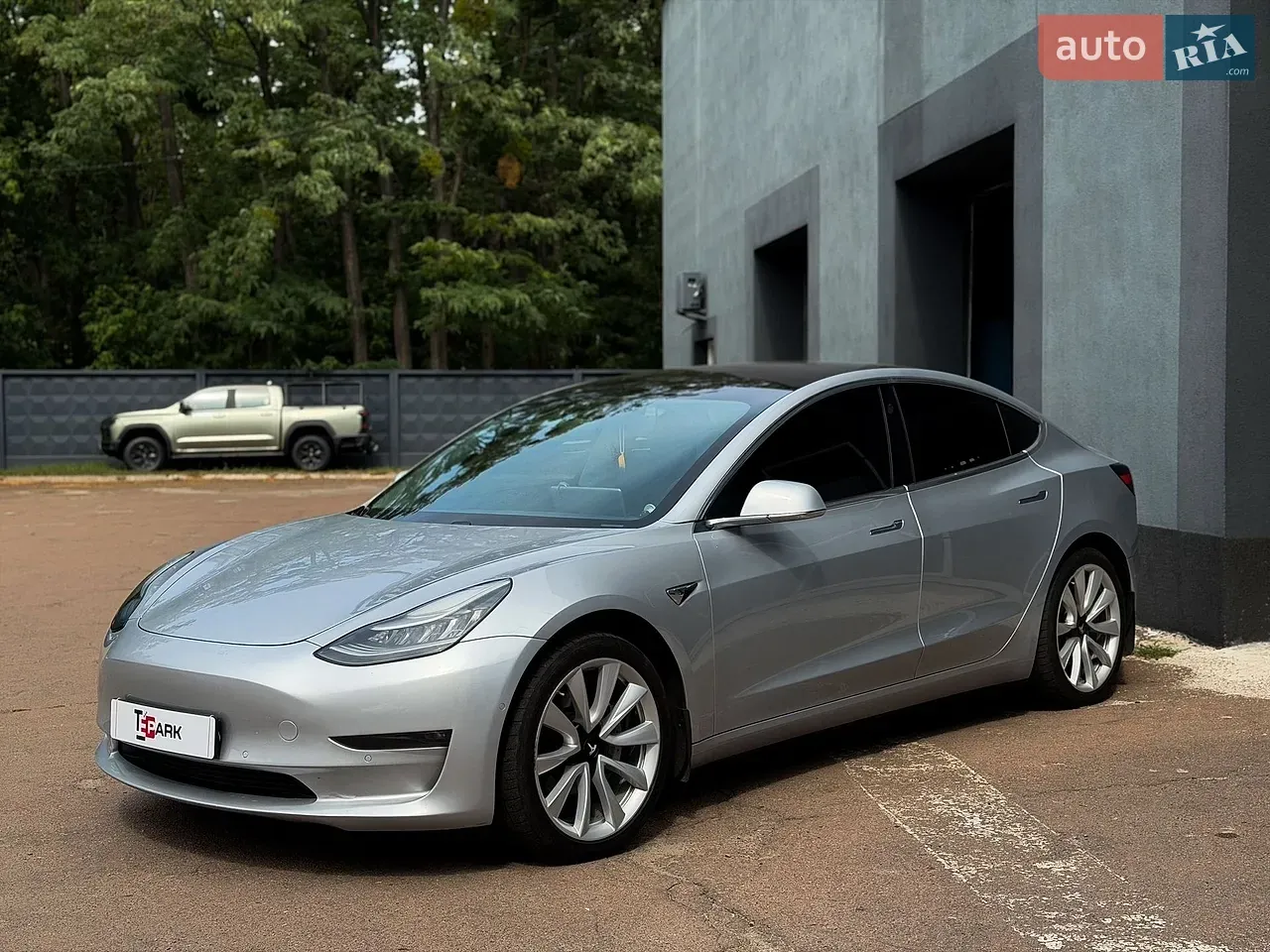 Tesla Model 3 2018 photo 3