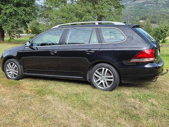 Volkswagen Golf Vi 2011 photo 3