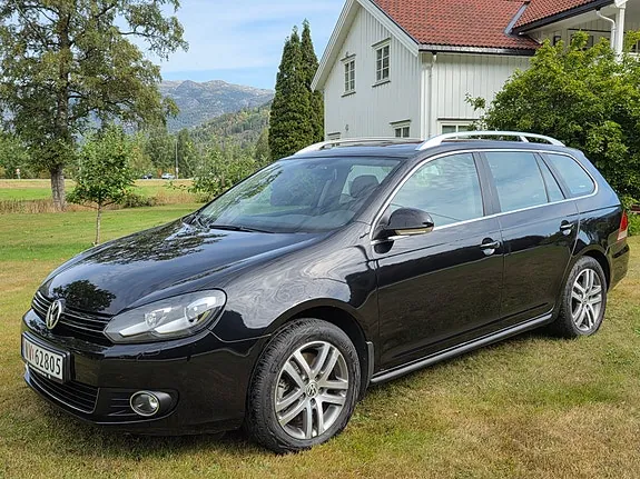 Volkswagen Golf Vi 2011 photo 2
