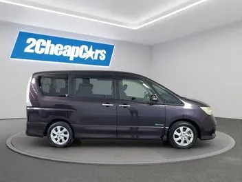 Nissan Serena 2013 photo 5