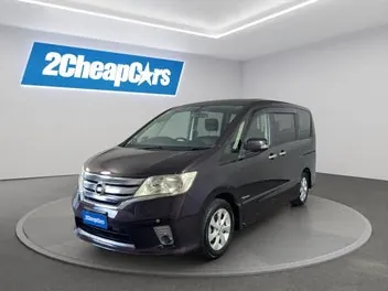 Nissan Serena 2013 photo 2