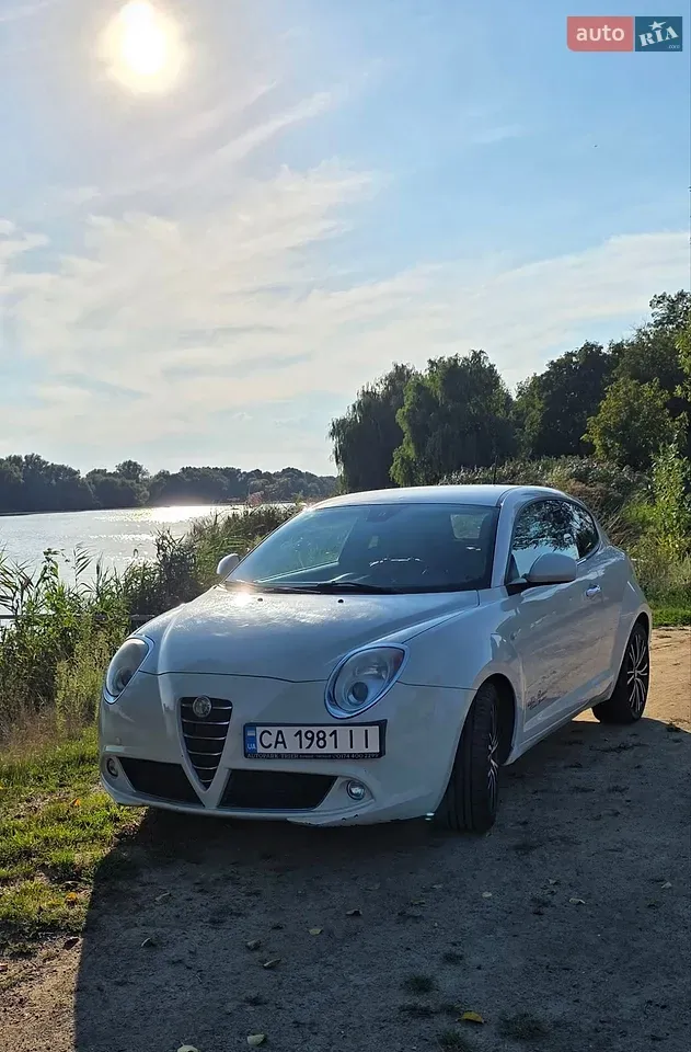 Alfa Romeo Mito 2010 photo 2