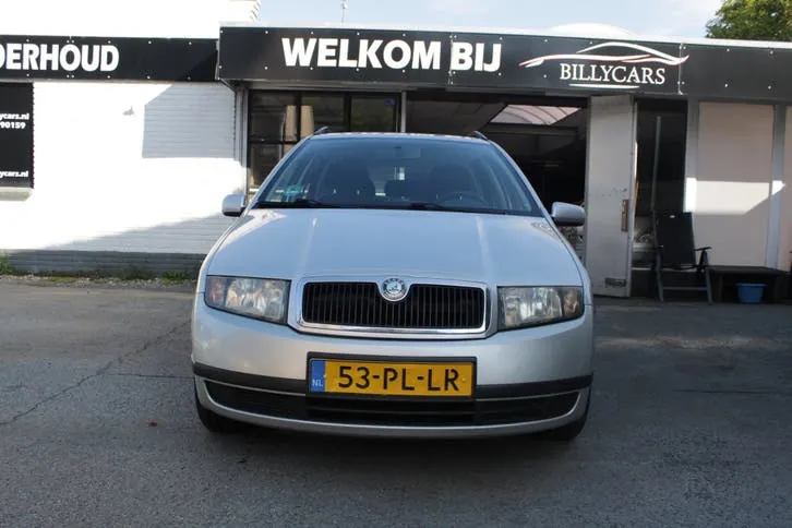 Skoda Fabia 2004 photo 2