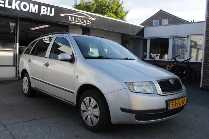 Skoda Fabia 2004 photo 3