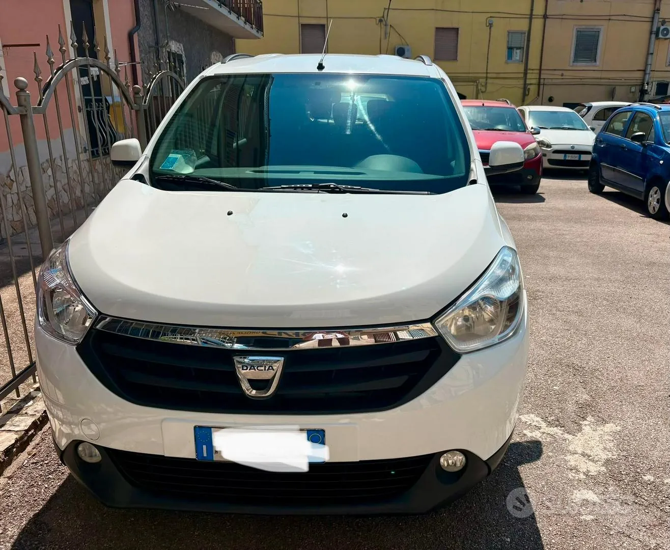 Dacia Lodgy 2016 photo 2