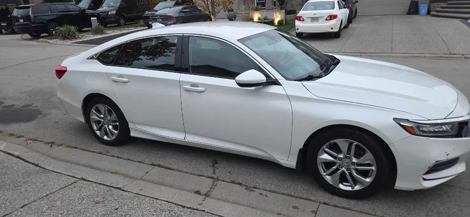 Honda Accord 2018 photo 2