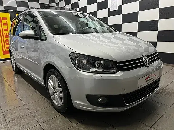 Volkswagen Touran 2013 photo 5