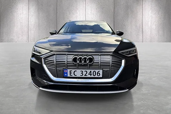 Audi E-Tron 2021 photo 2