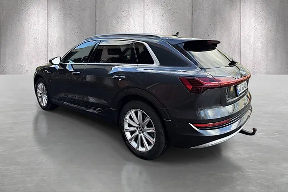 Audi E-Tron 2021 photo 5