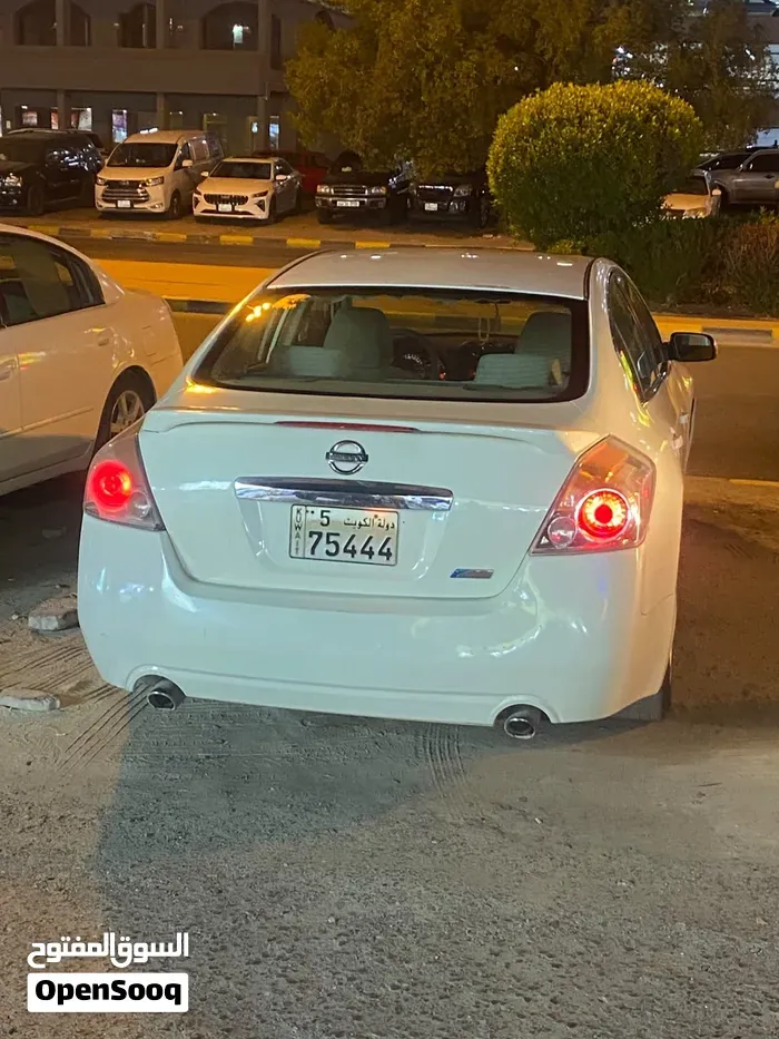 Nissan Altima 2009 photo 3