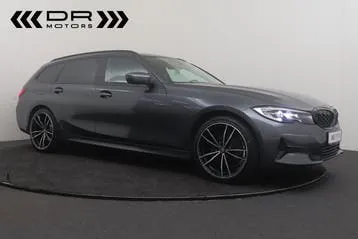 BMW 3 Series 2020 photo 2