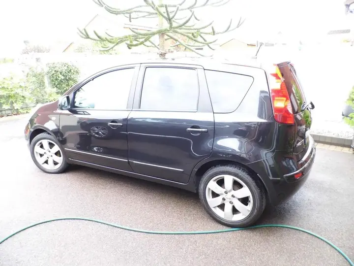 Nissan Note 2007 photo 4