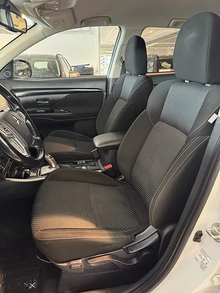 Mitsubishi Outlander 2020 photo 3