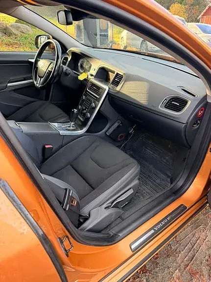 Volvo V60 2012 photo 4