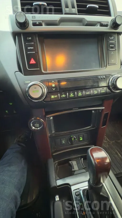 Toyota Land Cruiser 2006 photo 5