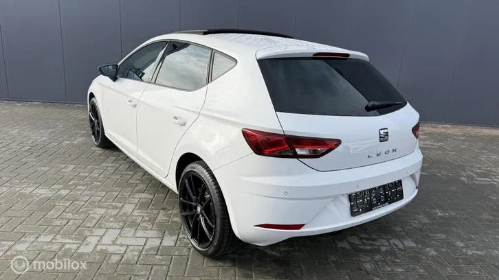 Seat Leon 2019 photo 3