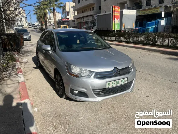 Citroen C4 2013 photo 3