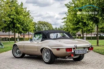 Jaguar E-Type 1973 photo 2