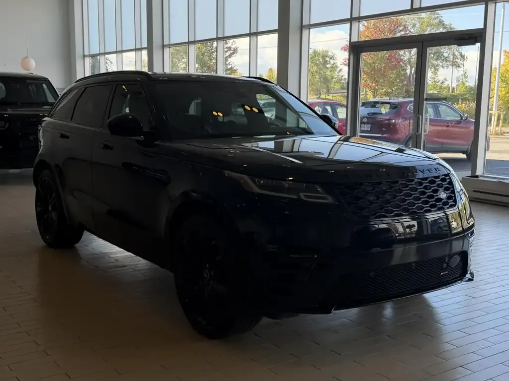 Land Rover Range Rover Velar 2022 photo 3