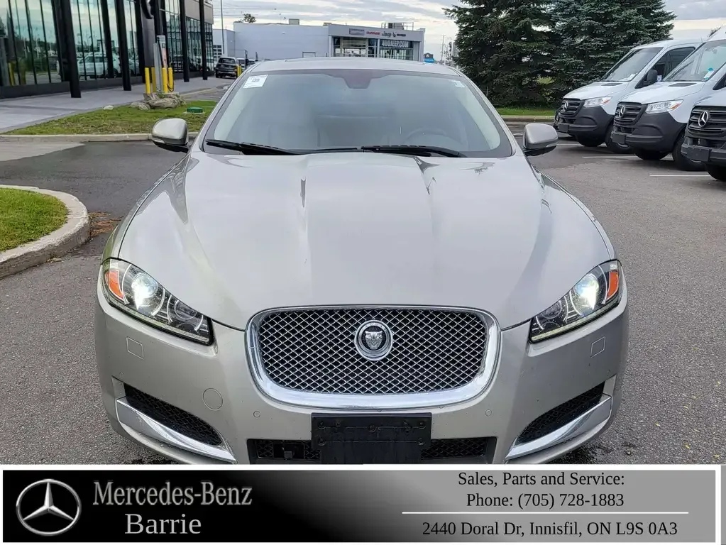 Jaguar Xf 2012 photo 2